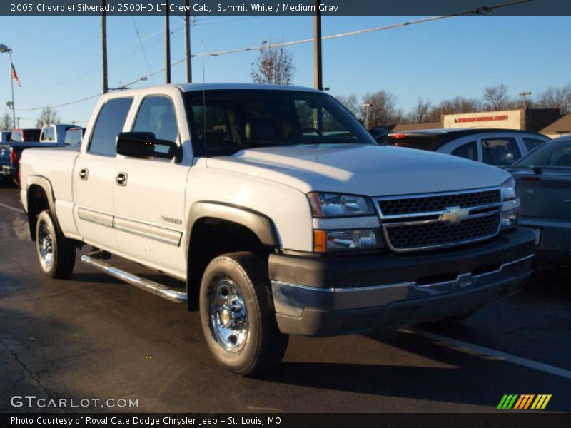 Summit White / Medium Gray 2005 Chevrolet Silverado 2500HD LT Crew Cab