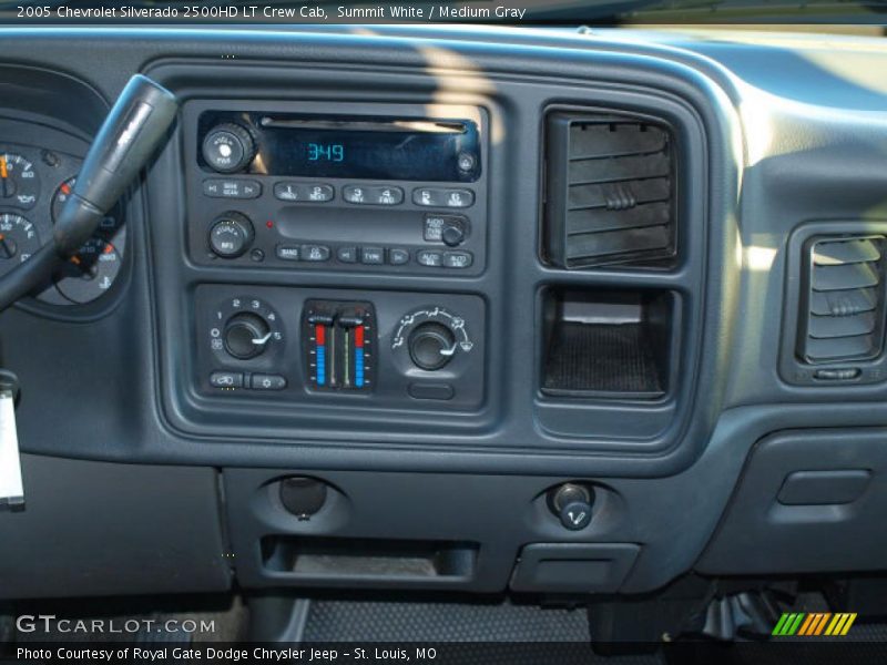 Summit White / Medium Gray 2005 Chevrolet Silverado 2500HD LT Crew Cab