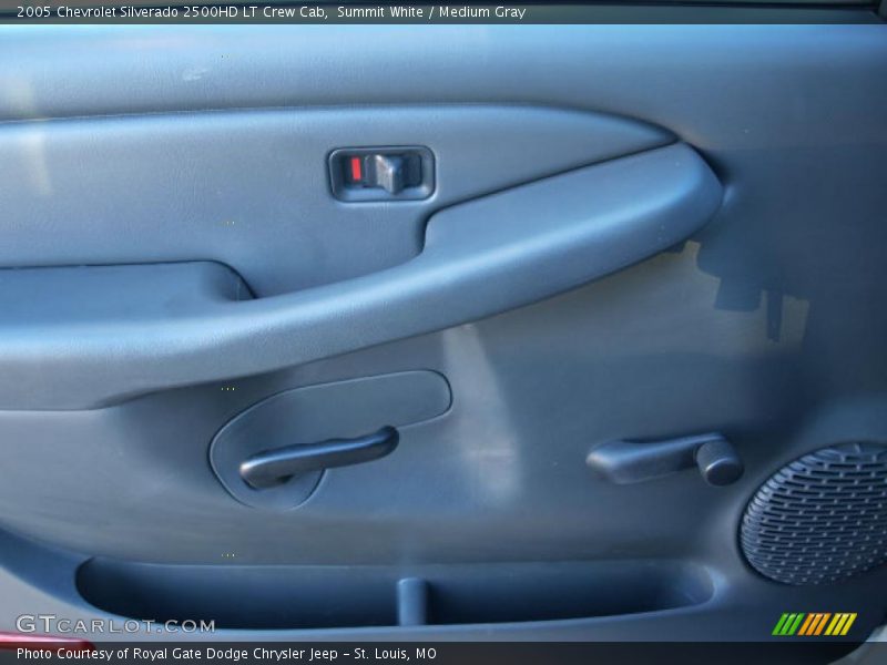 Summit White / Medium Gray 2005 Chevrolet Silverado 2500HD LT Crew Cab