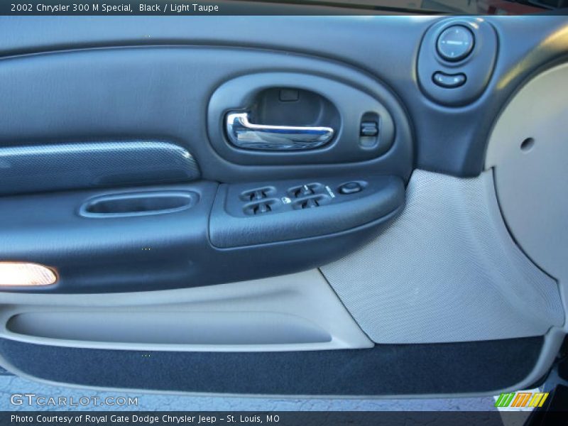 Black / Light Taupe 2002 Chrysler 300 M Special