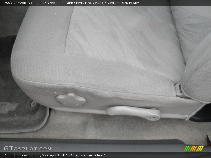 Dark Cherry Red Metallic / Medium Dark Pewter 2005 Chevrolet Colorado LS Crew Cab