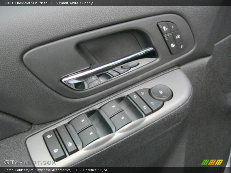 Summit White / Ebony 2011 Chevrolet Suburban LT