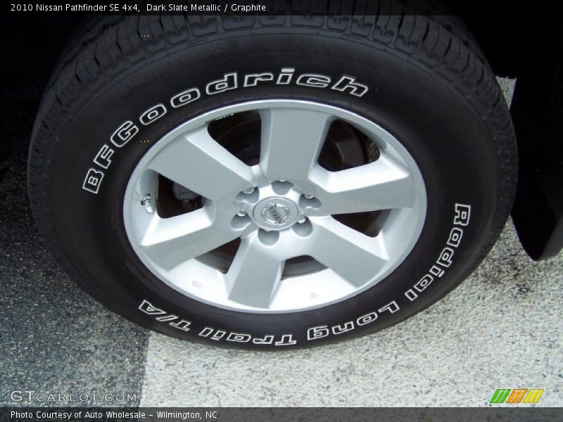 Dark Slate Metallic / Graphite 2010 Nissan Pathfinder SE 4x4
