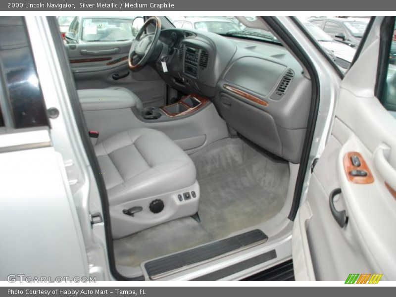  2000 Navigator  Medium Graphite Interior
