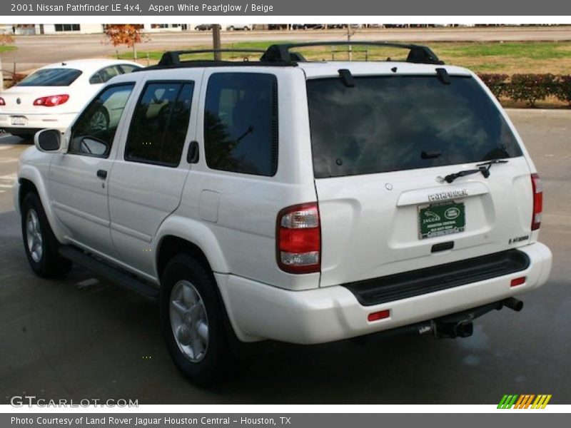 Aspen White Pearlglow / Beige 2001 Nissan Pathfinder LE 4x4