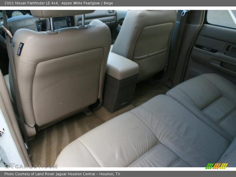 Aspen White Pearlglow / Beige 2001 Nissan Pathfinder LE 4x4