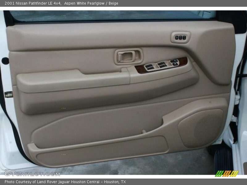 Aspen White Pearlglow / Beige 2001 Nissan Pathfinder LE 4x4