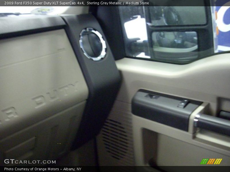 Sterling Grey Metallic / Medium Stone 2009 Ford F350 Super Duty XLT SuperCab 4x4
