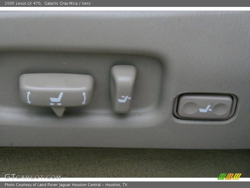 Galactic Gray Mica / Ivory 2005 Lexus LX 470