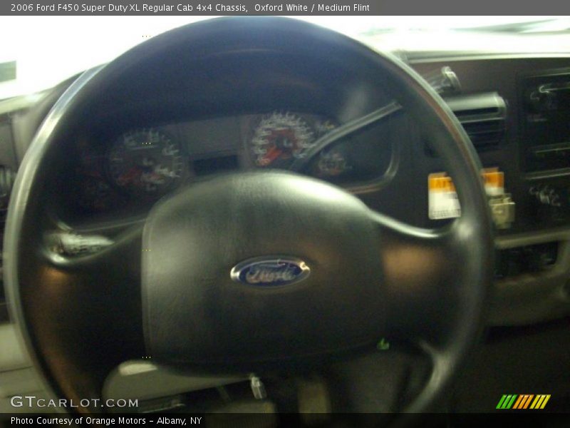 Oxford White / Medium Flint 2006 Ford F450 Super Duty XL Regular Cab 4x4 Chassis