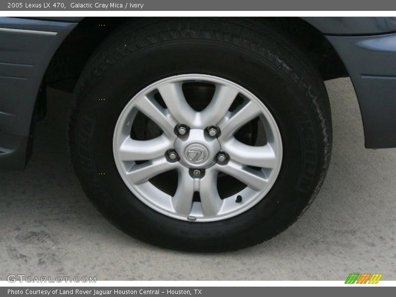  2005 LX 470 Wheel