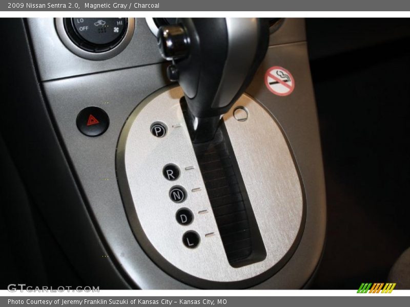 Magnetic Gray / Charcoal 2009 Nissan Sentra 2.0
