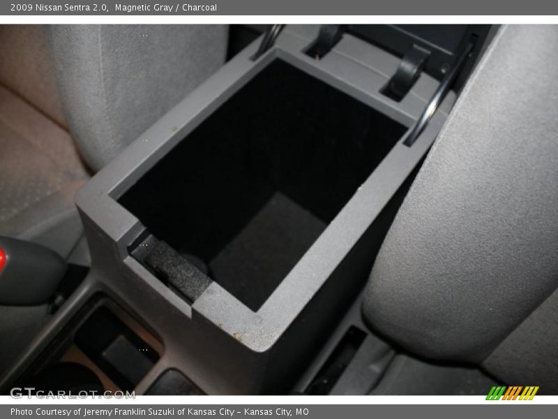 Magnetic Gray / Charcoal 2009 Nissan Sentra 2.0