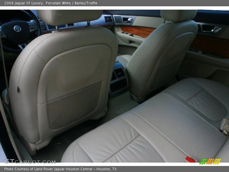 Porcelain White / Barley/Truffle 2009 Jaguar XF Luxury