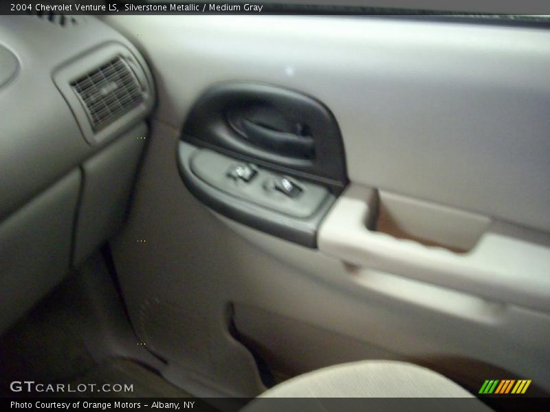 Silverstone Metallic / Medium Gray 2004 Chevrolet Venture LS