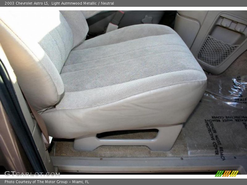 Light Autmnwood Metallic / Neutral 2003 Chevrolet Astro LS