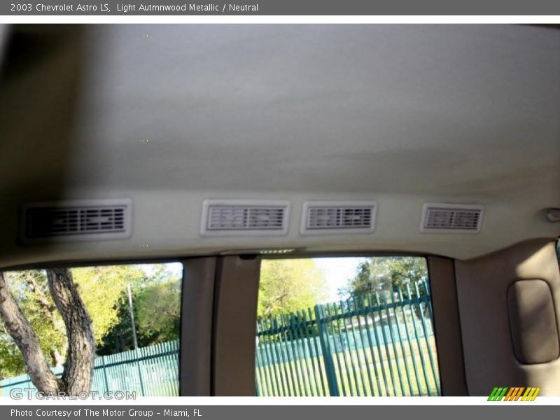 Light Autmnwood Metallic / Neutral 2003 Chevrolet Astro LS