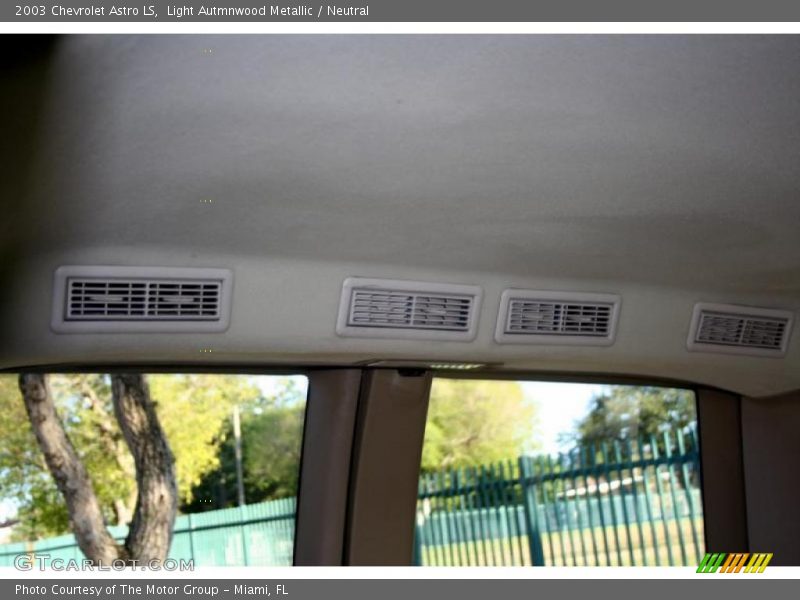 Light Autmnwood Metallic / Neutral 2003 Chevrolet Astro LS