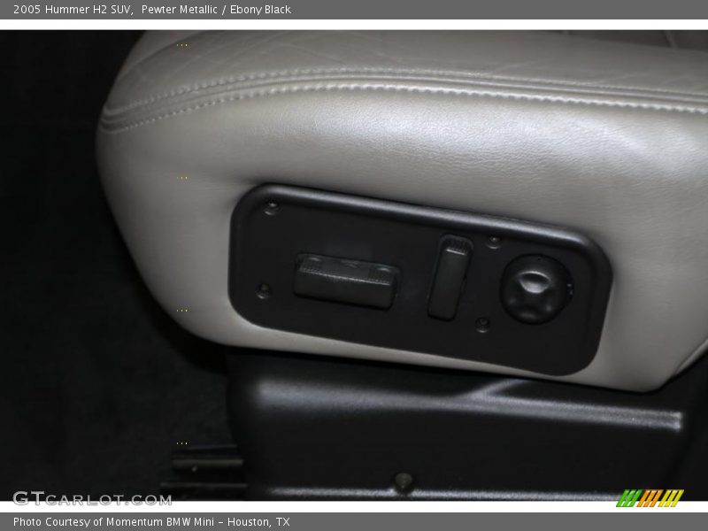Pewter Metallic / Ebony Black 2005 Hummer H2 SUV
