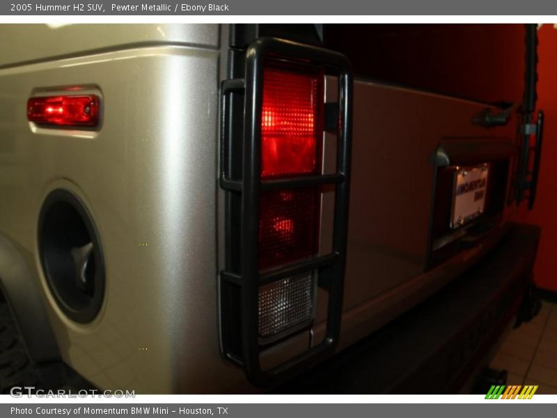 Pewter Metallic / Ebony Black 2005 Hummer H2 SUV
