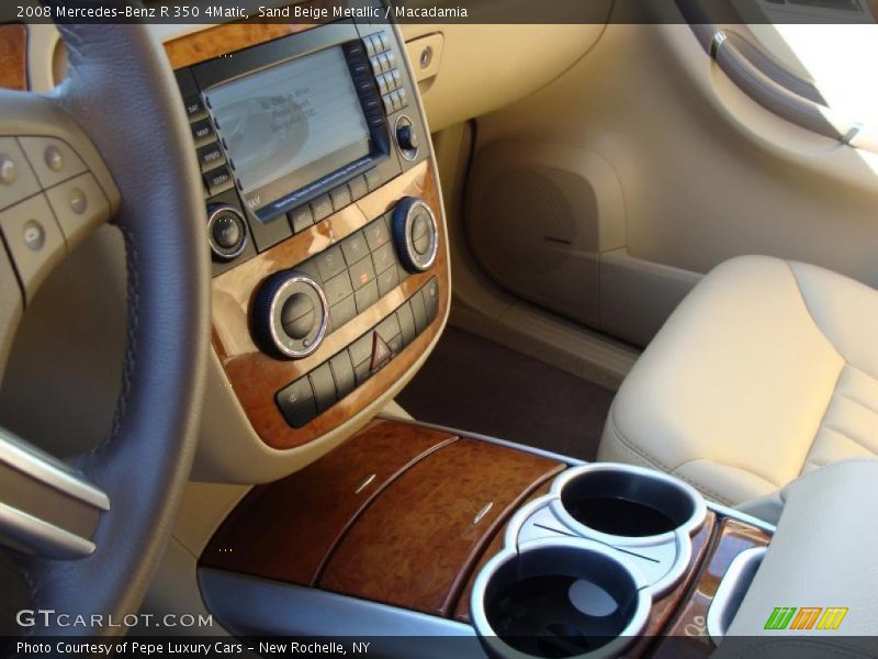 Sand Beige Metallic / Macadamia 2008 Mercedes-Benz R 350 4Matic