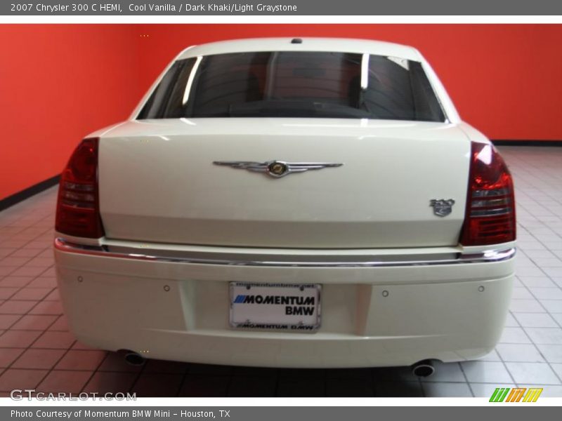 Cool Vanilla / Dark Khaki/Light Graystone 2007 Chrysler 300 C HEMI