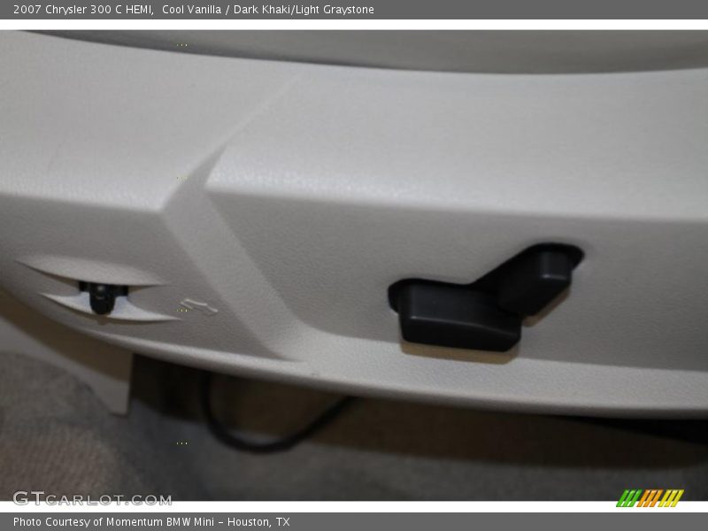 Cool Vanilla / Dark Khaki/Light Graystone 2007 Chrysler 300 C HEMI