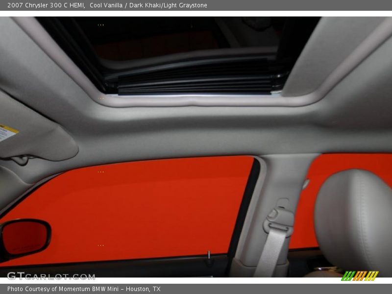 Cool Vanilla / Dark Khaki/Light Graystone 2007 Chrysler 300 C HEMI
