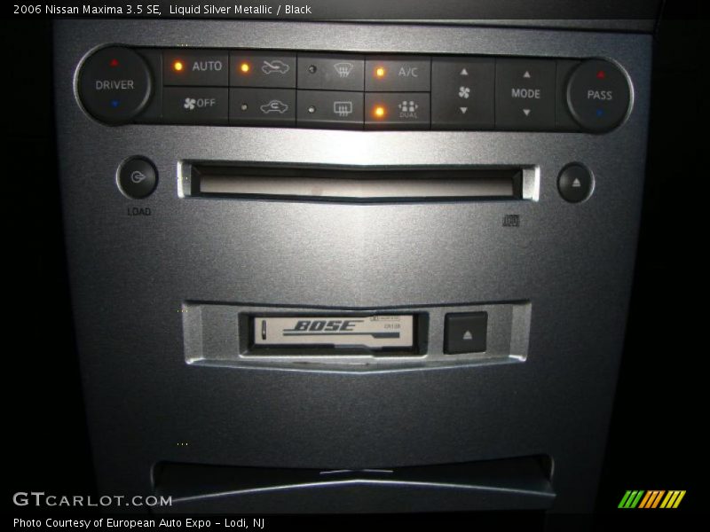 Liquid Silver Metallic / Black 2006 Nissan Maxima 3.5 SE