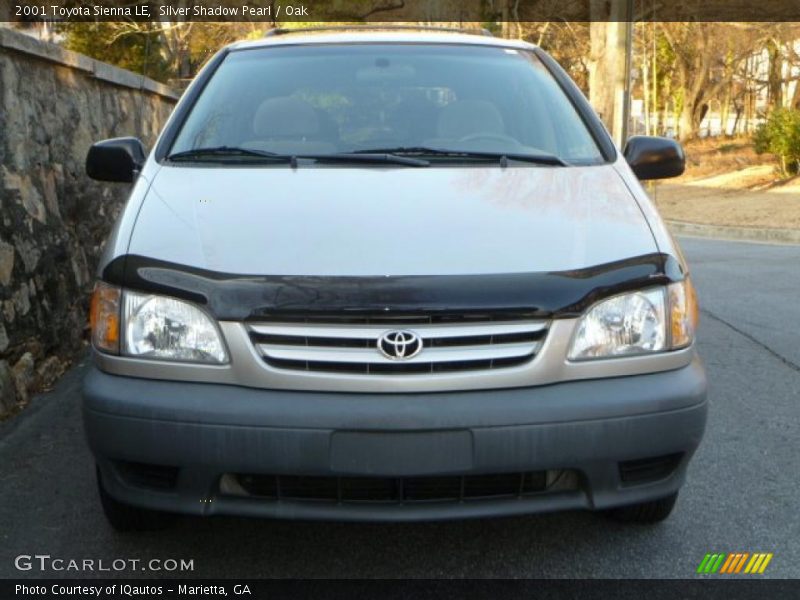 Silver Shadow Pearl / Oak 2001 Toyota Sienna LE