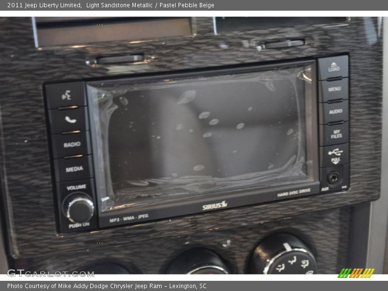 Light Sandstone Metallic / Pastel Pebble Beige 2011 Jeep Liberty Limited