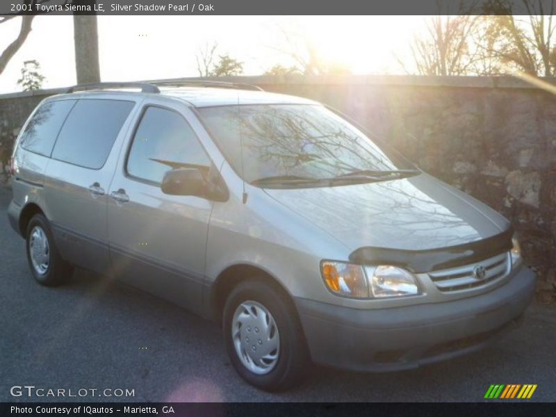 Silver Shadow Pearl / Oak 2001 Toyota Sienna LE