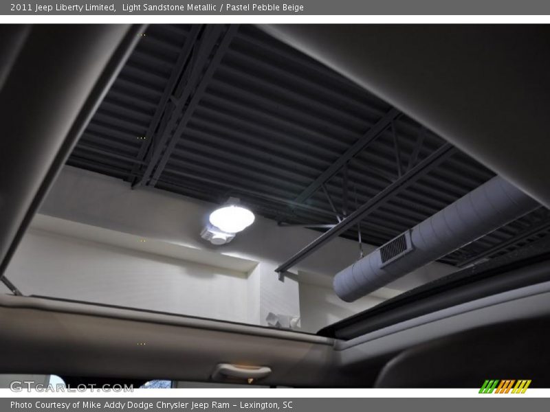 Light Sandstone Metallic / Pastel Pebble Beige 2011 Jeep Liberty Limited
