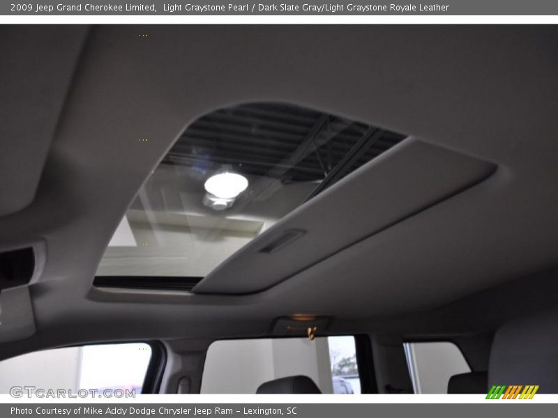 Light Graystone Pearl / Dark Slate Gray/Light Graystone Royale Leather 2009 Jeep Grand Cherokee Limited