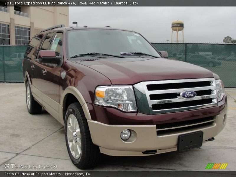 Front 3/4 View of 2011 Expedition EL King Ranch 4x4