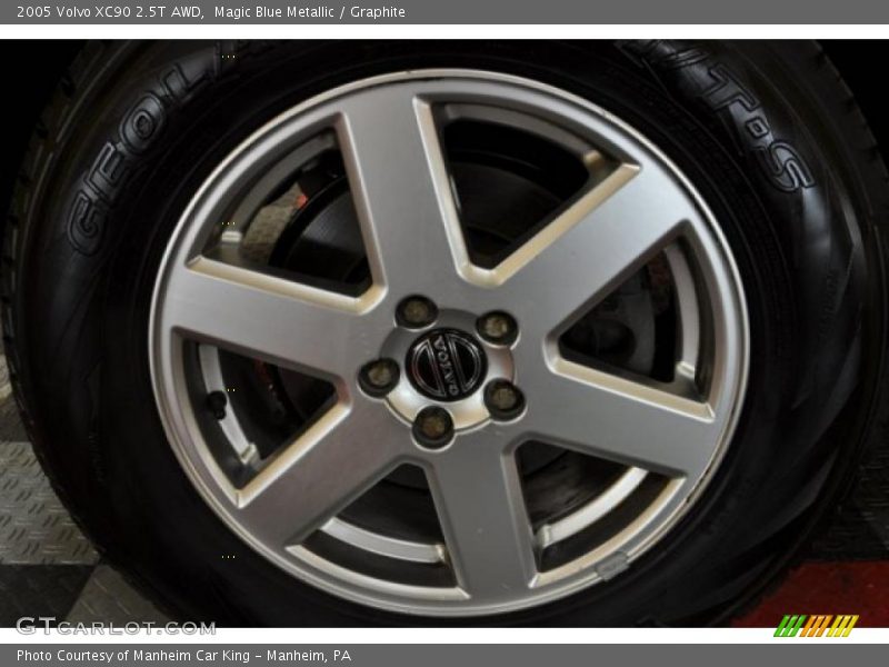 Magic Blue Metallic / Graphite 2005 Volvo XC90 2.5T AWD