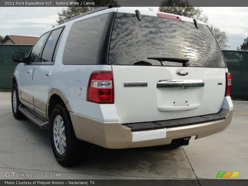 Oxford White / Camel 2011 Ford Expedition XLT