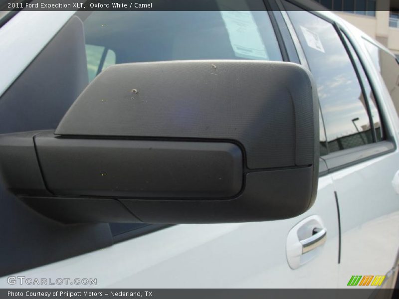 Oxford White / Camel 2011 Ford Expedition XLT