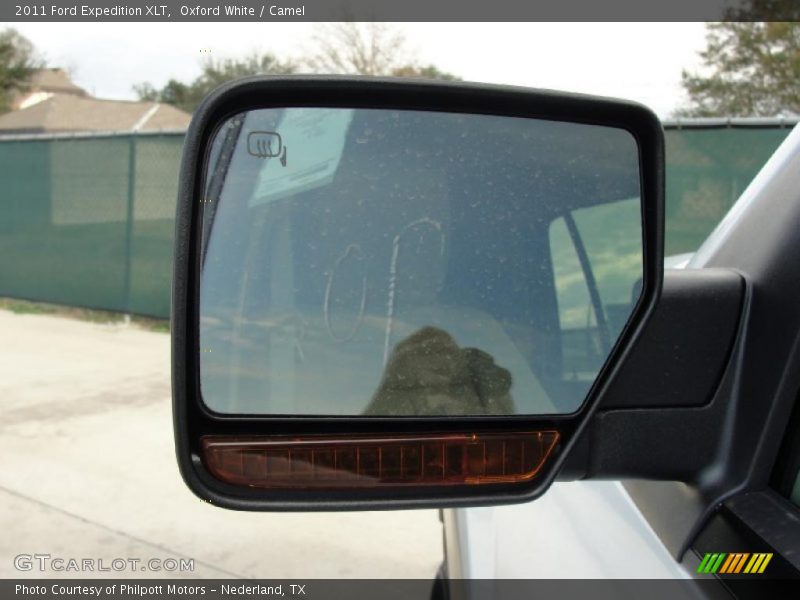 Oxford White / Camel 2011 Ford Expedition XLT