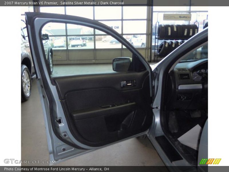Satellite Silver Metallic / Dark Charcoal 2007 Mercury Milan V6 Premier