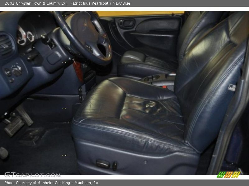  2002 Town & Country LXi Navy Blue Interior