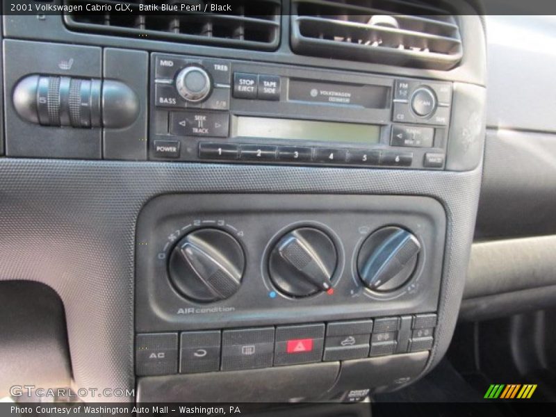 Batik Blue Pearl / Black 2001 Volkswagen Cabrio GLX