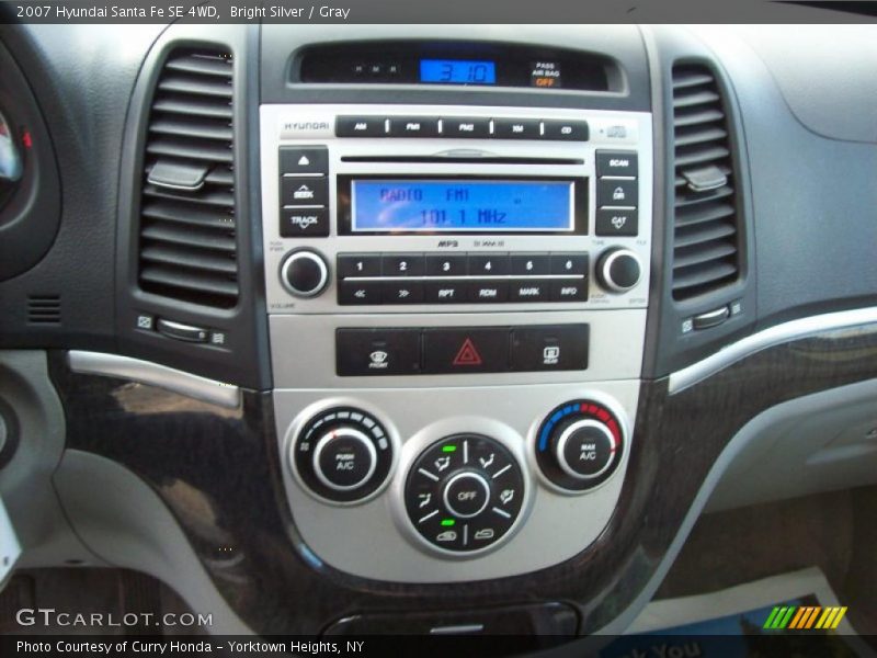 Bright Silver / Gray 2007 Hyundai Santa Fe SE 4WD