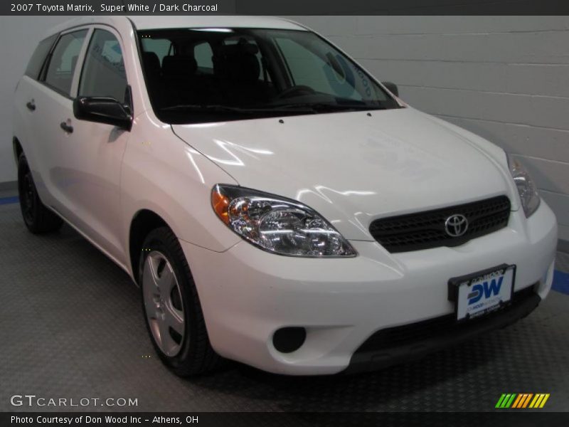 Super White / Dark Charcoal 2007 Toyota Matrix