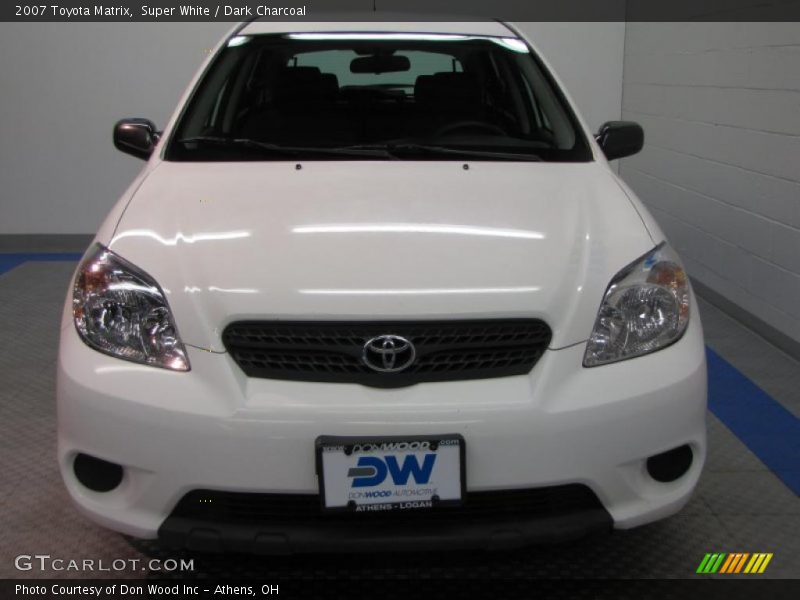 Super White / Dark Charcoal 2007 Toyota Matrix