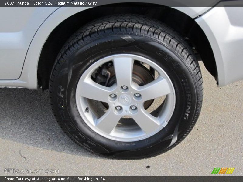 Platinum Metallic / Gray 2007 Hyundai Tucson GLS