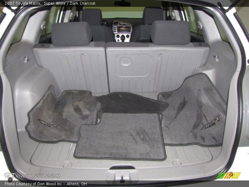Super White / Dark Charcoal 2007 Toyota Matrix