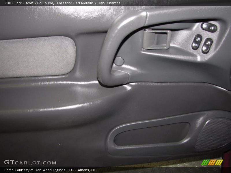 Toreador Red Metallic / Dark Charcoal 2003 Ford Escort ZX2 Coupe