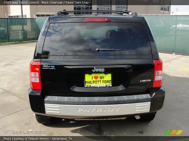 Black Clearcoat / Pastel Slate Gray 2007 Jeep Patriot Limited