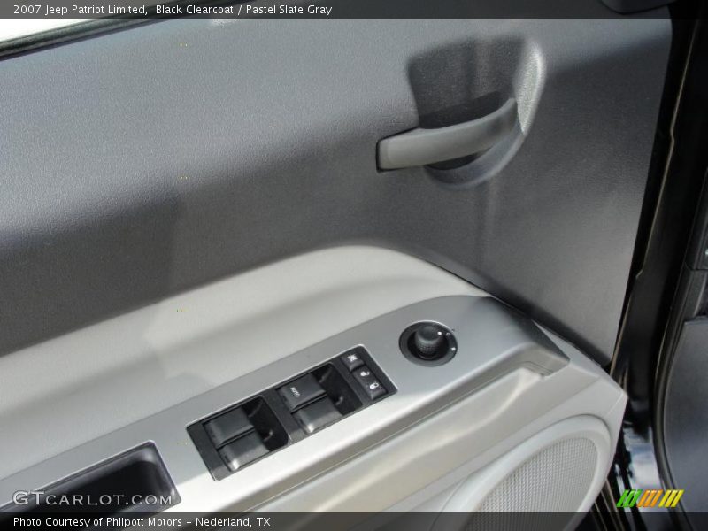 Black Clearcoat / Pastel Slate Gray 2007 Jeep Patriot Limited